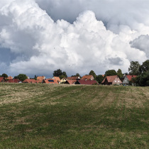 Bild von Buchholz vom Feld aus